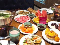 -遇上西雅图多融合海鲜自助餐厅(中房金谊广场店)