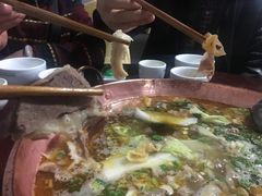-朝伟清真铜瓢牛肉馆(三十年老·店)