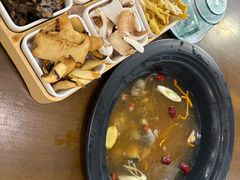 -菌乡缘·野生菌蒸汽鱼火锅(江边夜市店)