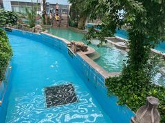 -龙脉温泉室内游泳馆