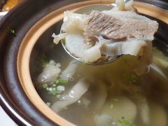 原汁清汤炖湘西牛板腩-湘上湘(米其林餐厅-正大中心总店)