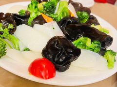 西兰花山药木耳-金牌餐厅·天津菜·八珍豆腐·老爆三(瓷房子店)