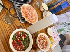 -周良天山牛杂城(天山路总店)