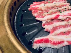 -蚂蚁洞·烤肉大营地(上海静安大悦城店)