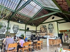 -喜洲吧·江畔老船厂·庭院餐厅(喜临院店)