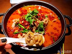 -胖哥俩肉蟹煲(湖滨银泰in77店)
