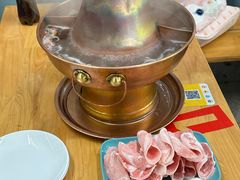 -铭记烧烤制作社•吊炉乳鸽 延吉冷面