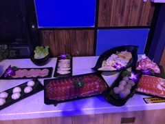 -三人行骨头王火锅(长寿店)