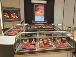 -周生生Chow Sang Sang(新世界店)