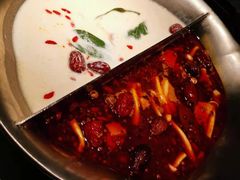 -湊湊火锅·茶憩(打浦桥日月光店)