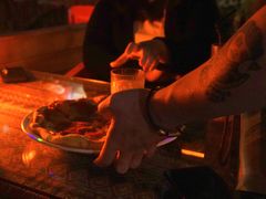 -城墙外BAR