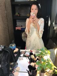 -现代经典婚纱摄影