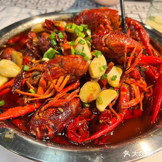 何小姑虾蟹楼(青年中路店)