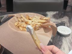 -LES ELITES 英集荟(南京西路店)