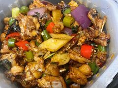 青椒紫苏味-蛙小侠·沸腾砂锅(南山欢乐颂店)