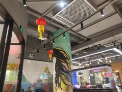 -T8 SALON