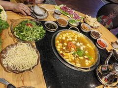 -顶顶汤火牛排火锅·经典铜锅涮肉