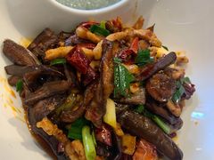 酸茄子炒板筋-娘家米汤饭(大营路店)