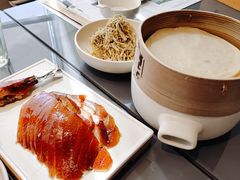 酥不腻烤鸭-小大董·烤鸭(观景餐厅·南京西路店)