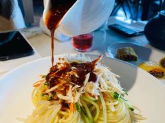 鸡丝凉面-初蓉丨遇见新川菜(亲贤街荣耀店)