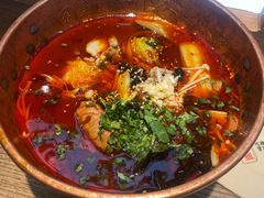 -成都你六姐·牛肉冒菜(上海环宇荟店)