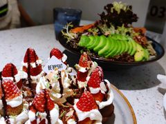 草莓忌廉华夫饼-BE BRIGHT KITCHEN(正佳广场店)