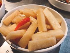 龙巢脆萝卜-龙巢盱眙龙虾·牛蛙·烧烤宵夜(八卦岭店)