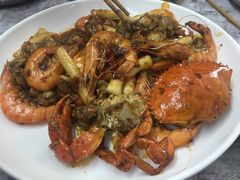 -臻鲜燕海鲜融合餐厅(金陵style店)