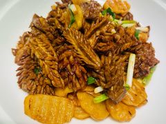 -闫府私房菜·老字号(恒隆店)