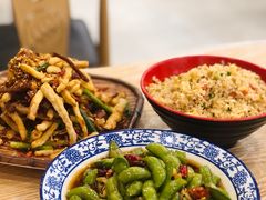 -江城燕子大排档(江汉路步行街店)