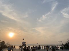 -巴陵广场