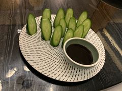 酸辣花仁缀黄瓜-夜宴江景餐厅