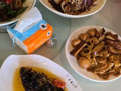 -老鼎万春卤菜(五代传承创始老店)