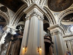 -皮拉尔圣母圣殿主教座堂