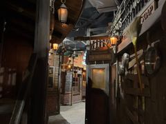 -暴风岛沉浸式体验馆(百联世纪店)