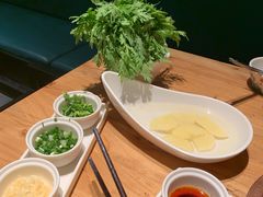 -额尔敦传统涮火锅·烧烤(鑫源山庄店)