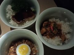 -穹六人间 people 6(岳阳路店)