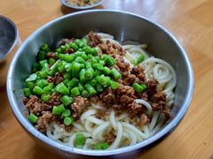 素椒杂酱面-左撇子私房面