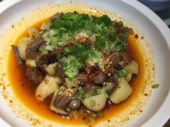 -有红鸡毛店·川菜(建设路店)