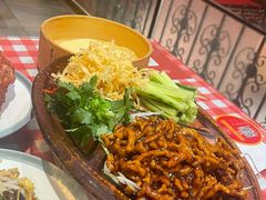 -老郑家东北春饼(龙悦居店)