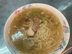 -六合夜市