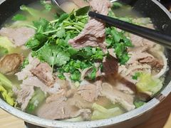 -川堂风·跷脚牛肉·乐山爆炒(宝山日月光店)