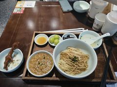 -蟹上黄·蟹黄面·江南糖水(人民广场店)