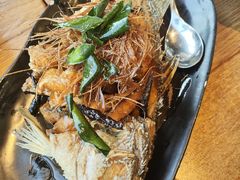 -Kub Kao Kub Pla (Terminal21)