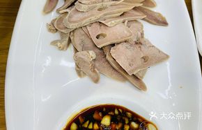 Stewed Pork Belly with Rice Wine Lees