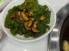 -丹水桥地锅鱼·翘嘴鲌·地方特色全鱼宴(丹江口大坝店)