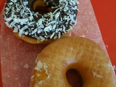 -Winchell's Donuts House