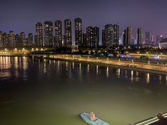 -南京眼步行桥