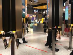 -麦当劳(中山公园龙之梦店)