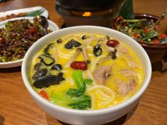 -云海肴·汽锅鸡·云南代表菜(天山百盛优客店)